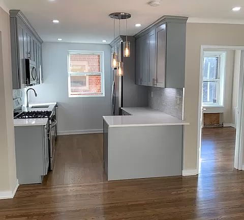 3rd image of 1717 E 18th St APT 3B