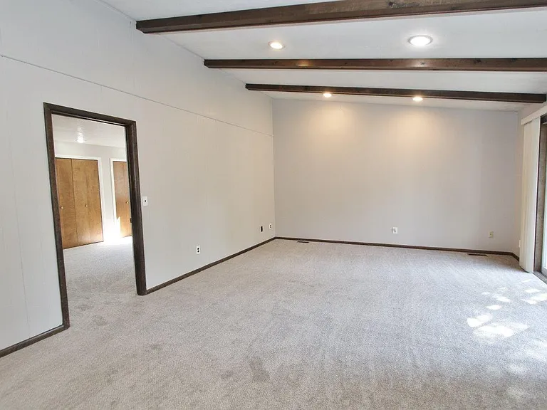 2047 N Blaine Way — Photo 13