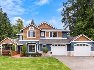 5017 NE 24th St, Renton, WA 98059