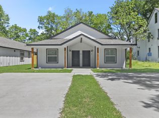 406 W 6th St #2, Bonham, TX 75418