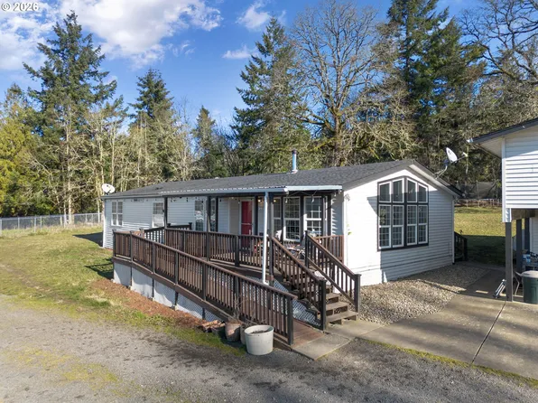 5224 Meeker Dr, Kalama, WA 98625
