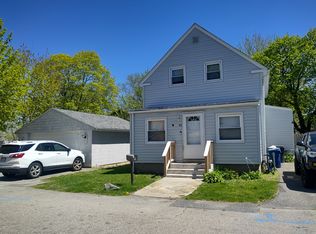 80 Huron St, Warwick, RI 02889