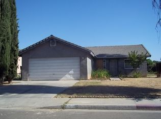1080 E Red Beaut Ave, Reedley, CA 93654