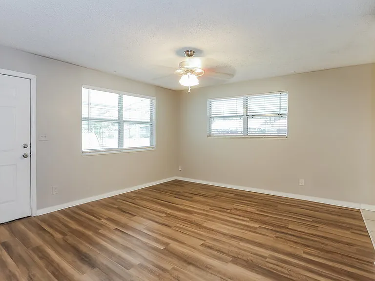 4733 Samba Dr — Photo 18