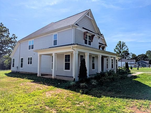 2nd image of 8704 Sherrills Ford Rd #3