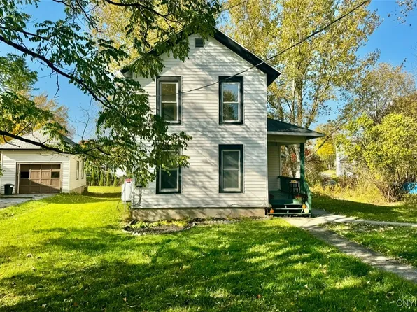12 Fulton St, Antwerp, NY 13608