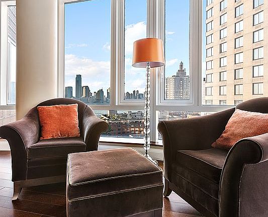 3rd image of 70 Little St W Unit 15B