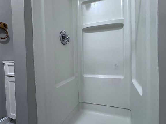 5th image of 40 Amherst St #10