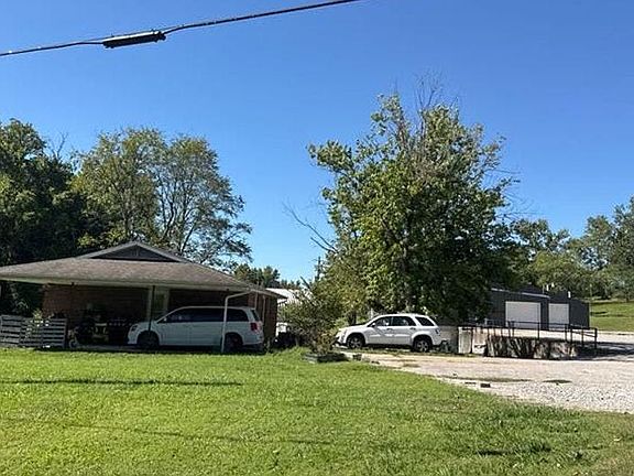 3rd image of 3523 Perryville Rd