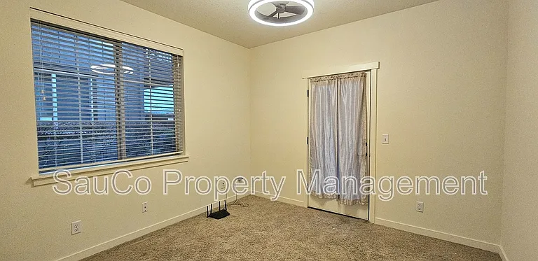 8078 NE Miriam Way — Photo 16
