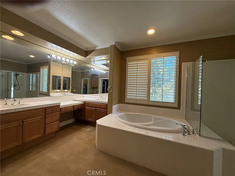 1756 Sandtrap Dr — Photo 11