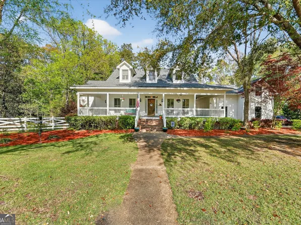 100 Cambridge Dr, Rincon, GA 31326