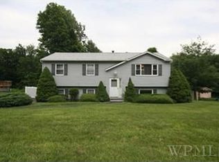 59 Pearce Pl, Mahopac, NY 10541