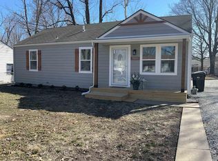 5425 SW 14th St, Topeka, KS 66604