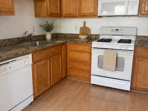 1366 Callen St APT C, Vacaville, CA 95688