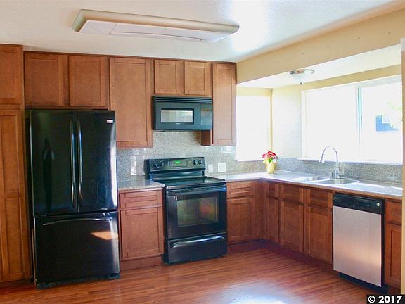5th image of 3128 Garrow Dr