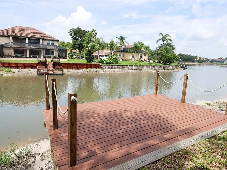 18014 Java Isle Dr — Photo 37