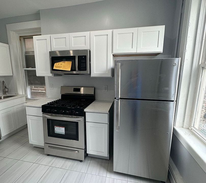 1st image of 1405 New York Ave APT 2L