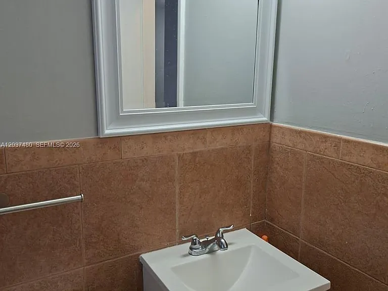 13035 Emerald Dr #357 — Photo 9