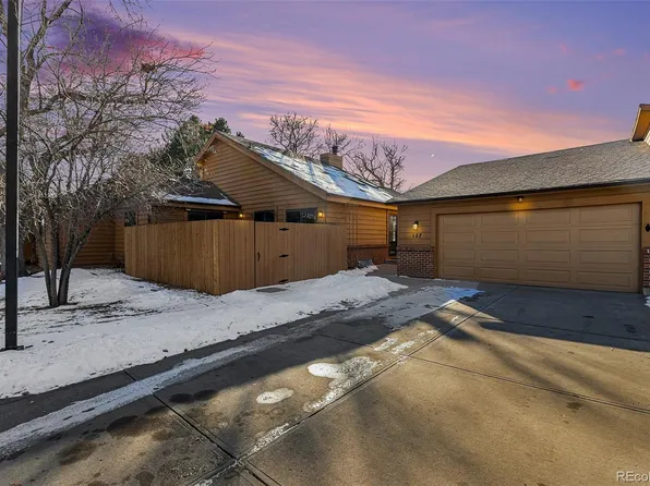 127 S Eagle Circle, Aurora, CO 80012