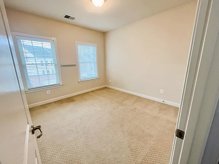 21274 Park Grove Ter — Photo 24