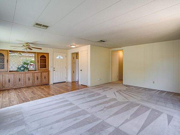 3rd image of 25 Knollwood Dr #25