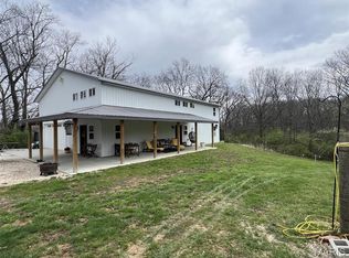 100 Roice Ln, Winfield, MO 63389