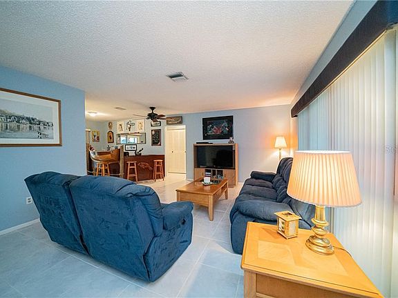 5th image of 18750 Countryman Ave