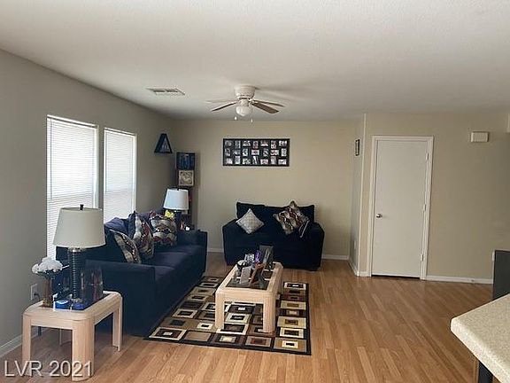 2nd image of 405 Snow Dome Ave