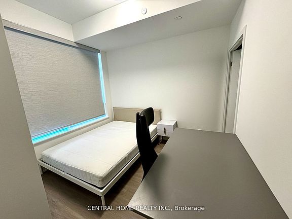 4th image of 8 Wellesley St W #1612