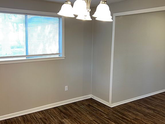 4th image of 3627 Tuscany Dr