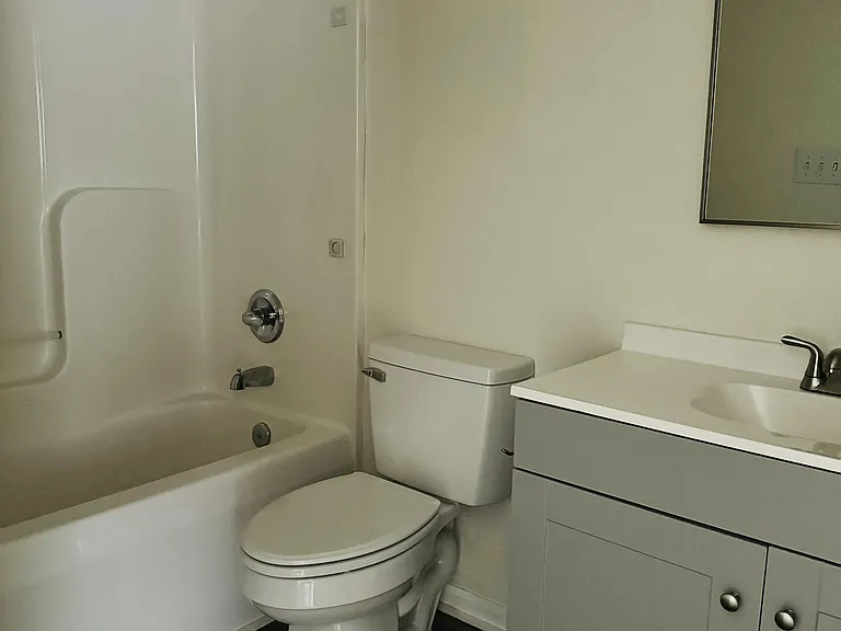 2607 Bluff View Dr #B — Photo 12