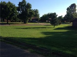 430 Skyline Dr, Wellston, OK 74881