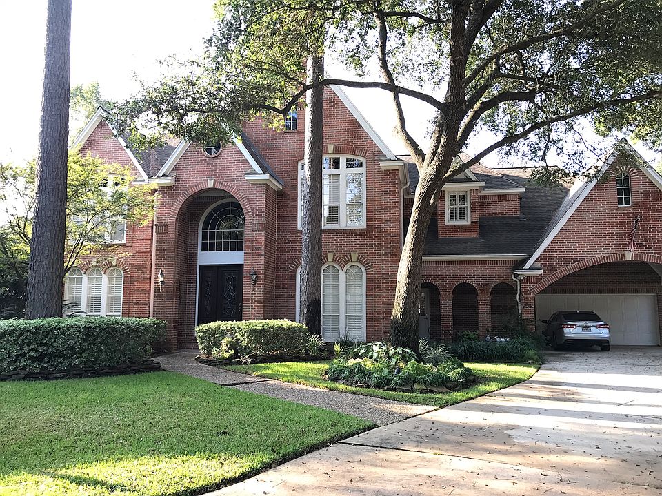 Grande curb appeal