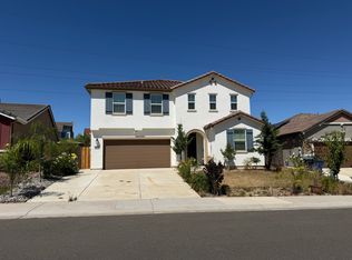 8122 Scrimshaw Way, Sacramento, CA 95829