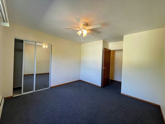 3rd image of 840 18th Ave SE APT 104