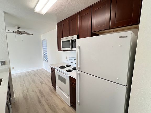 4th image of 715 Heath Ct APT 188