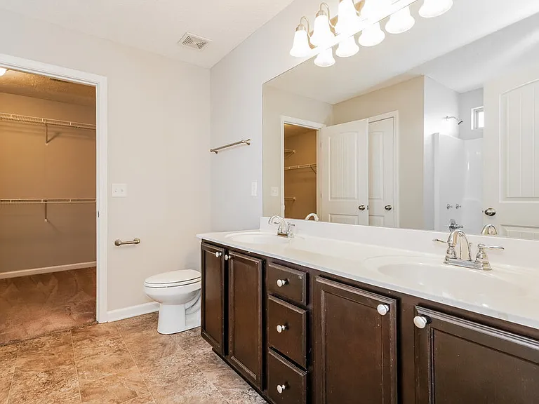 1719 Damascus Rd — Photo 12
