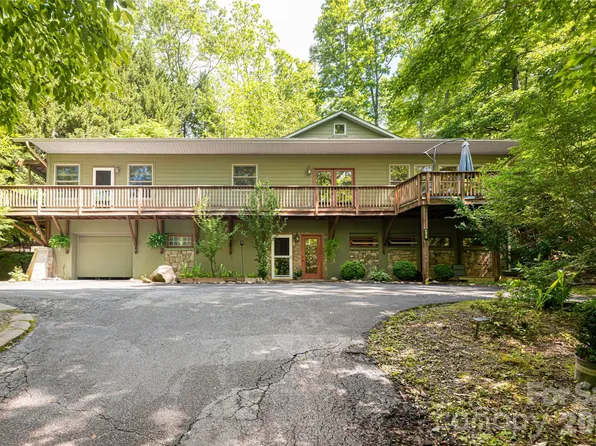 75 Cougar Ln, Saluda, NC 28773