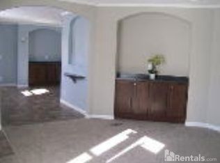 8 Pinebark Ln, Browns Summit, NC 27214