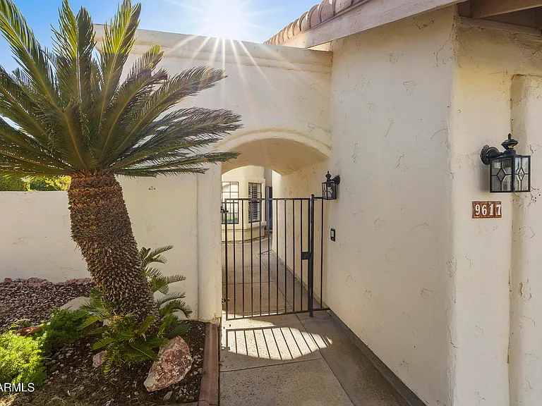9617 E Camino Del Santo — Photo 4