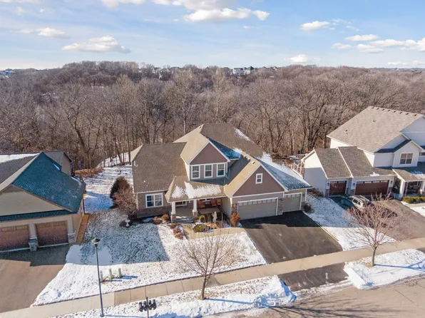 1140 Moers Dr, Chaska, MN 55318