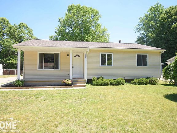 2nd image of 505 Wild Oak Ln