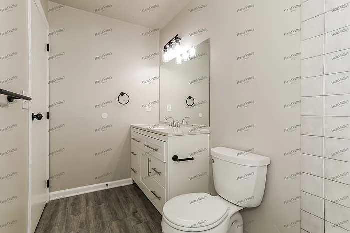 891 Clearfield Ln — Photo 8