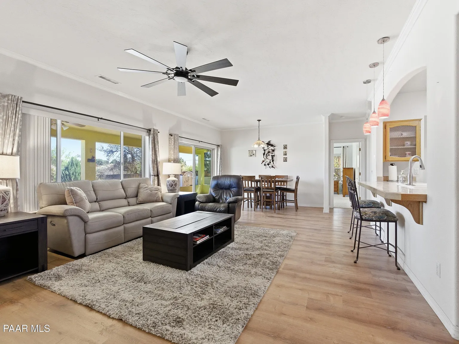 3 bed, 2.0 bath, 2289 sqft, $2,800 — Photo 4