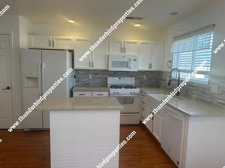 10935 Jicama Way SE — Photo 5