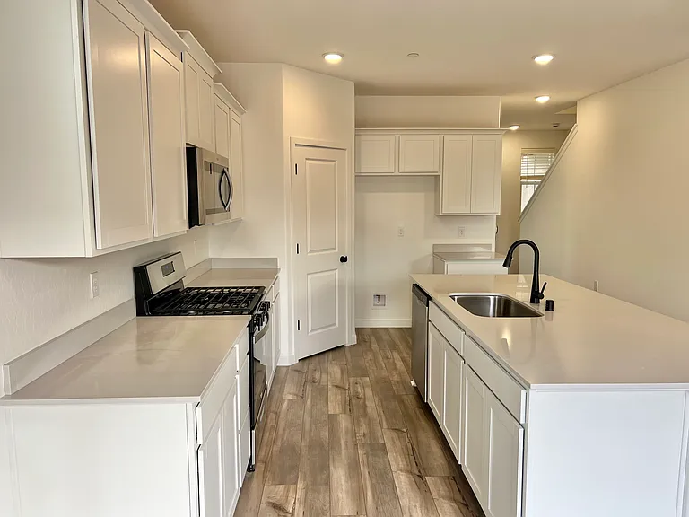 1857 E August Ave — Photo 46