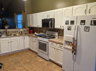 7774 E 112th Ave, Winfield, IN 46307