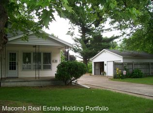655 N Edwards St, Macomb, IL 61455
