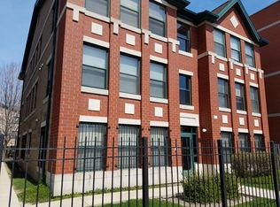 4351 S Champlain Ave APT 3B, Chicago, IL 60653